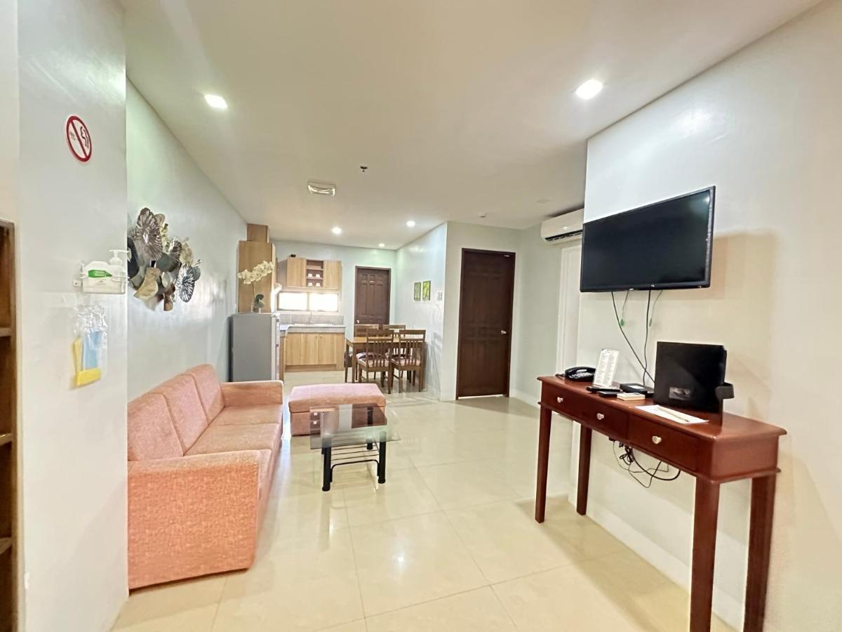 Sebastien Hotel Lapu-Lapu City Exterior foto