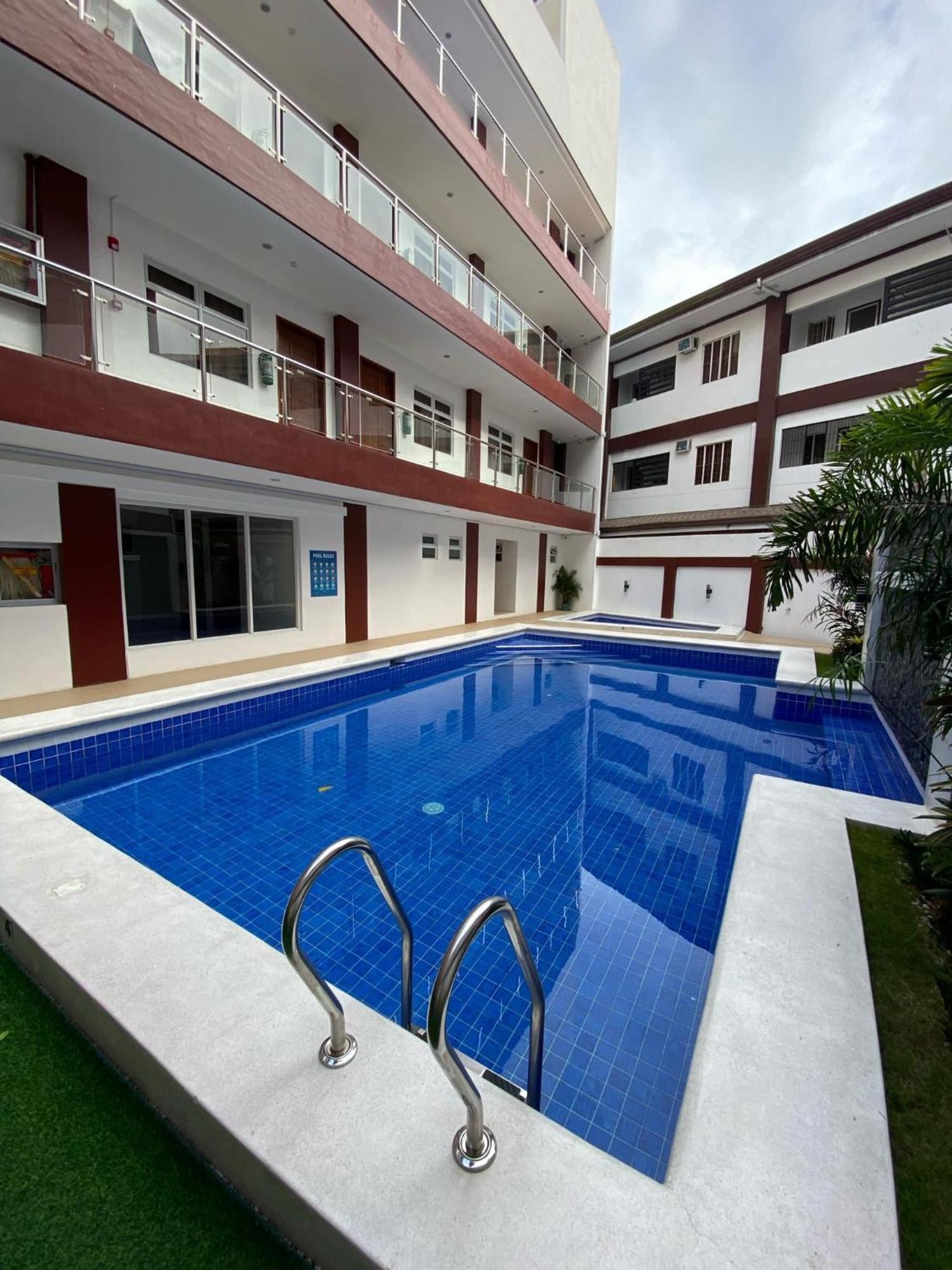 Sebastien Hotel Lapu-Lapu City Exterior foto