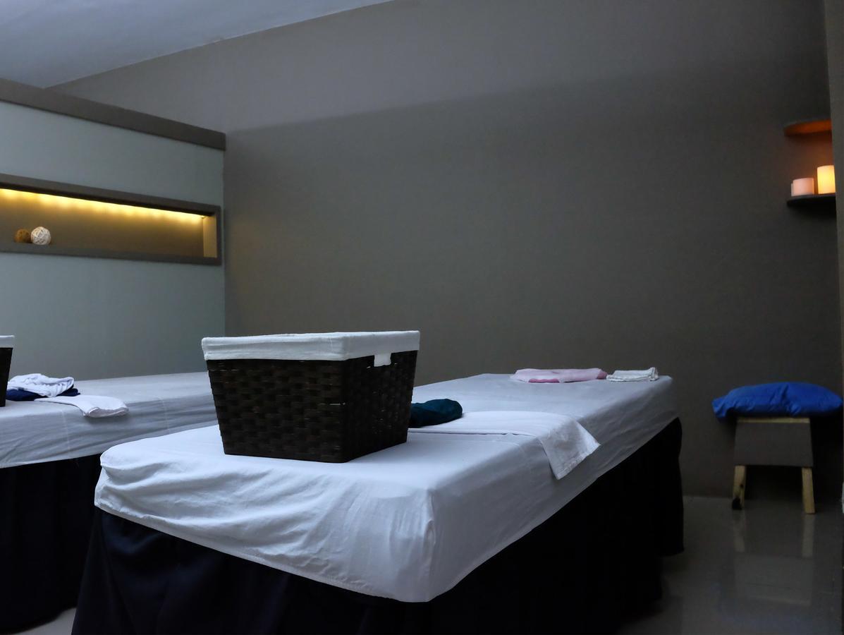 Sebastien Hotel Lapu-Lapu City Exterior foto